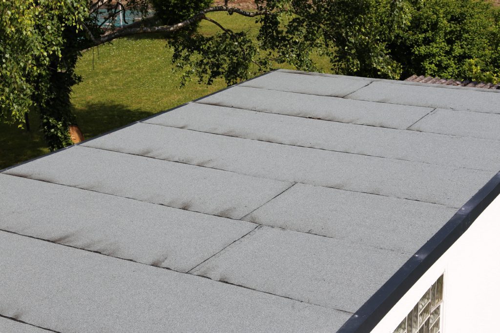 Flat roof on a home