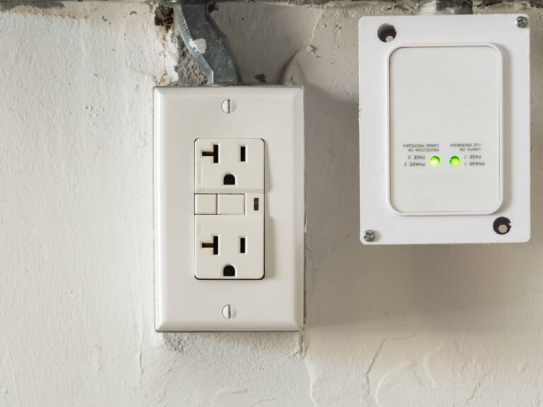 What's the Difference? GFI vs GFCI Boggs Inspection Services