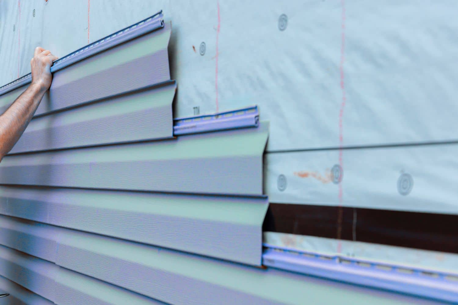 how to spot issues with siding installation